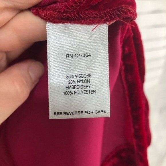 John Mark Plus Red Faux Velvet Embroidered Roll-Tab Sleeve Half Button Tunic Top - Picture 12 of 13